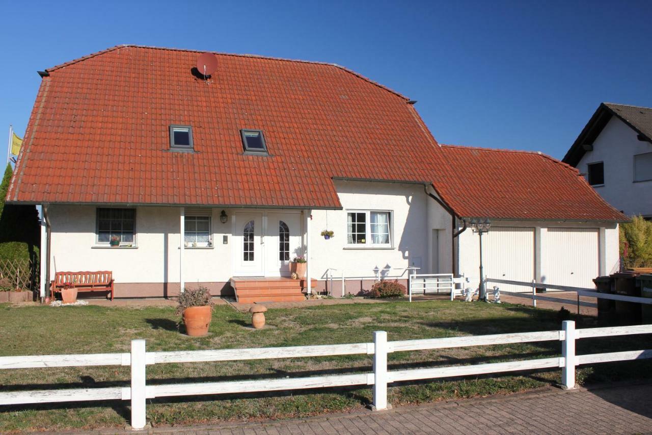 Ruhige Und Gemuetliche Ferienwohnung In Calden Exteriér fotografie